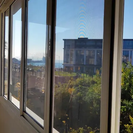 Apartman Unique Location With Parking Burgasz