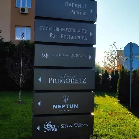 Apartman Unique Location With Parking *