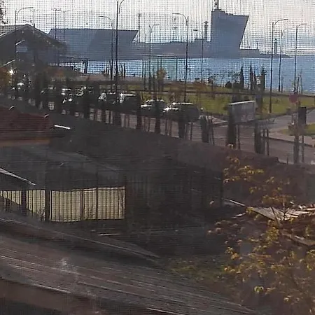 Unique Location With Parking Apartman