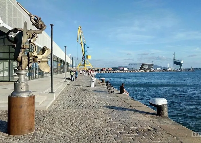 Unique Location With Parking