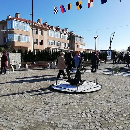 Unique Location With Parking * Burgas City