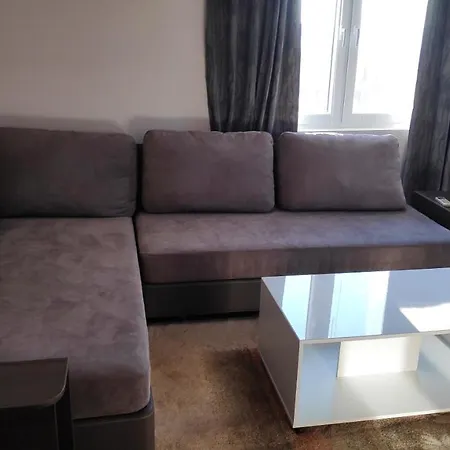 Unique Location With Parking Apartment Burgas