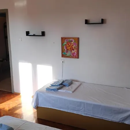 Apartment Unique Location With Parking *