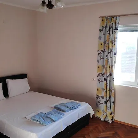 Unique Location With Parking Apartment Burgas
