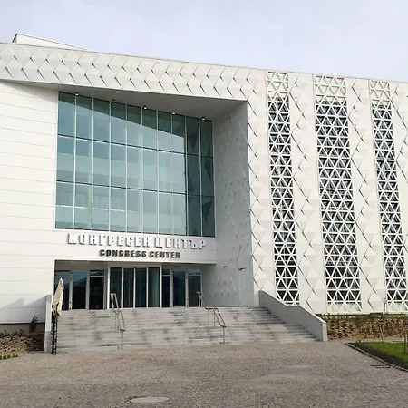 Unique Location With Parking * Burgas City